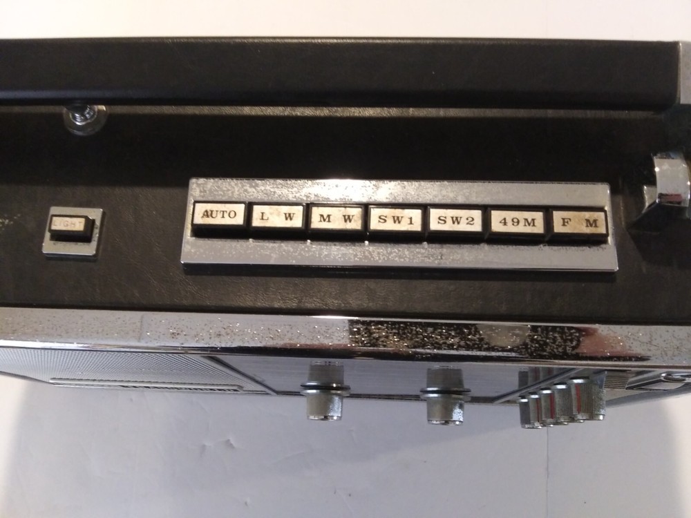 1968 Sanyo transworld model 18H-815