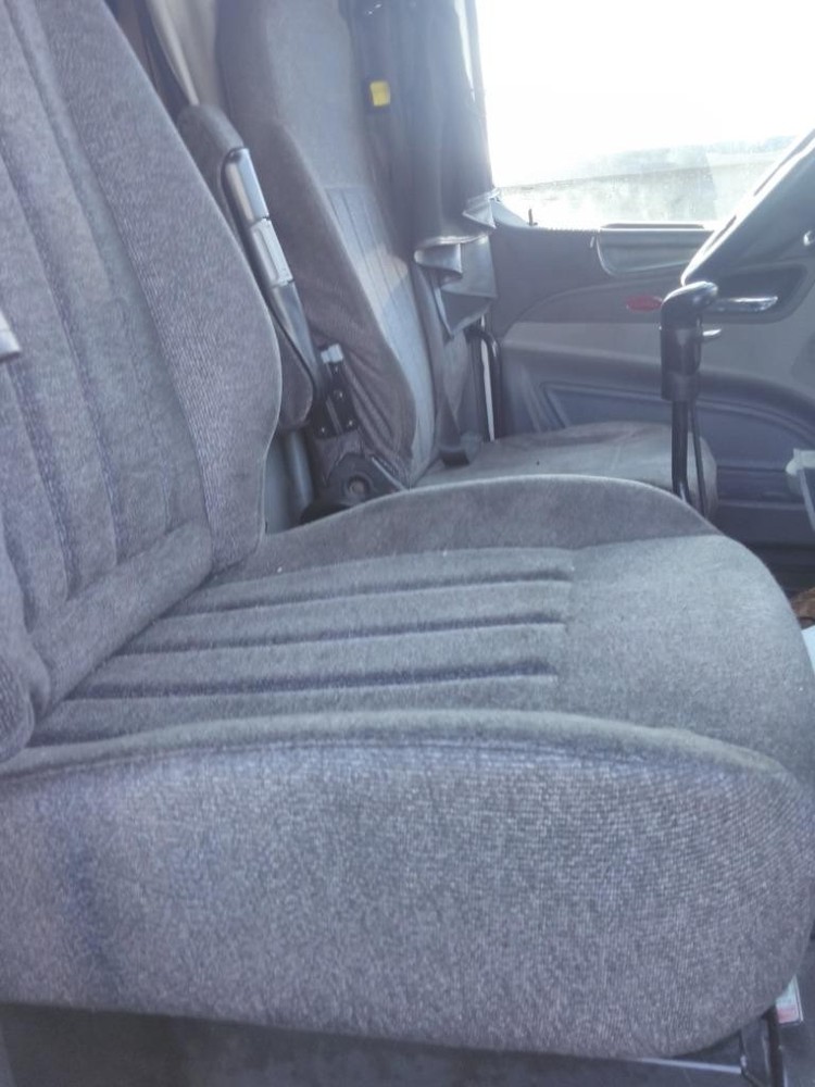 Replaces 2017 PETERBILT 579 FRONT SEAT , FL