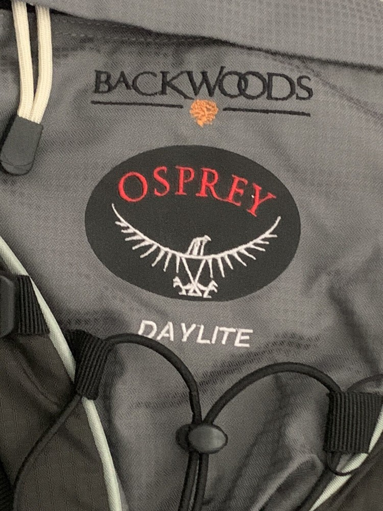 Osprey Daylite Backpack Backwoods Hiking Gray Bag Day Pack