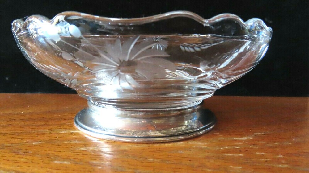 Vintage Sterling Silver Base 2 Compartment Cut Glass Nut Dish/Bowl