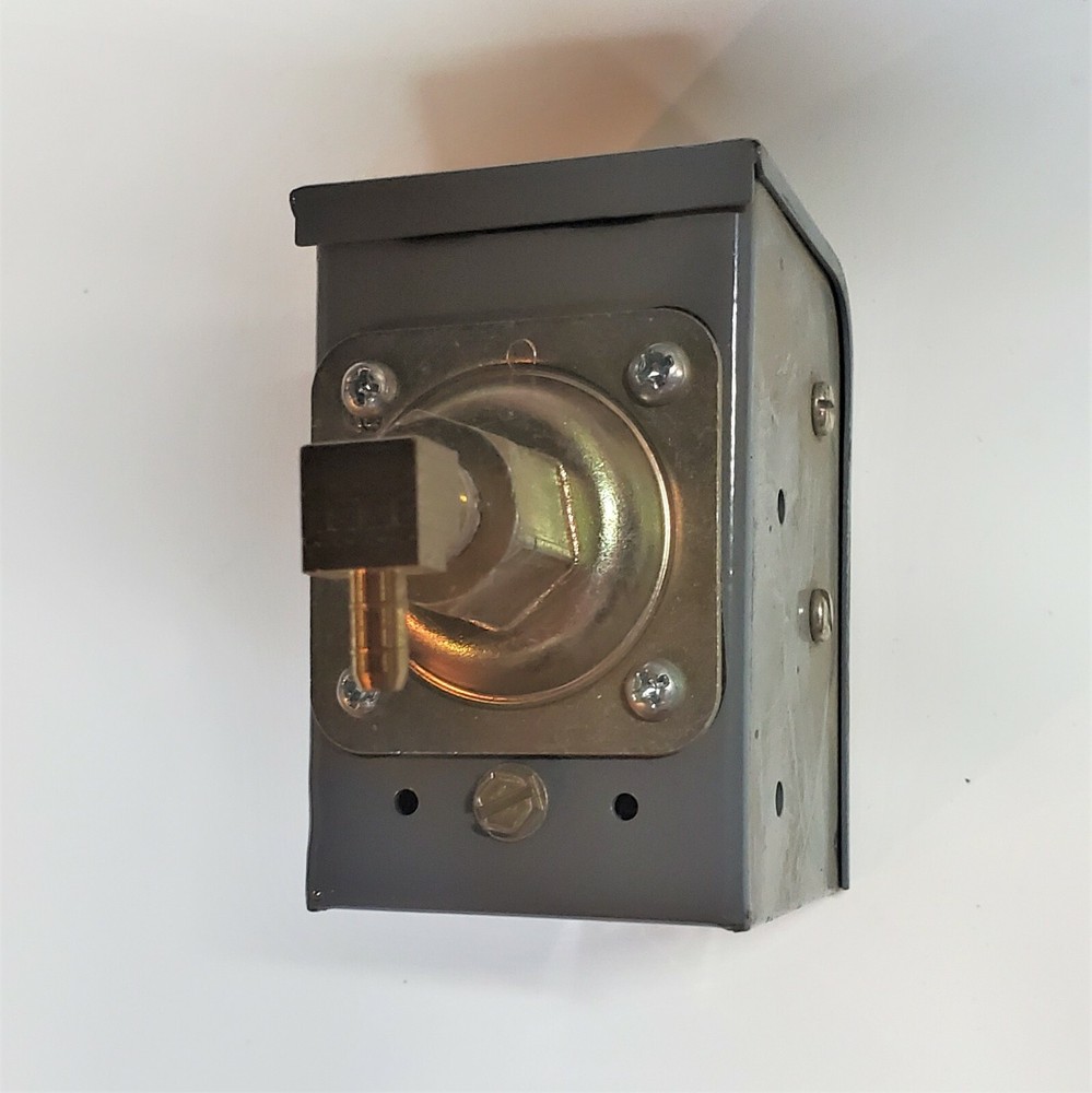 Johnson Controls P10BC-7 Pressure Switch