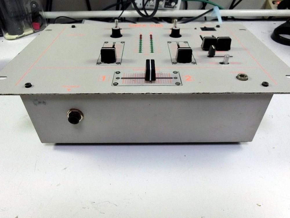 DENON DMX-200 Preamp DJ Mixer