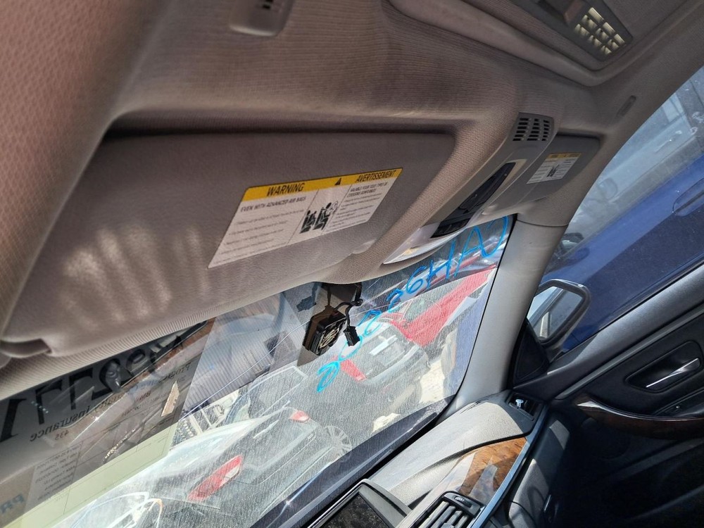 435I BMW 2015 Glove Box 4775737