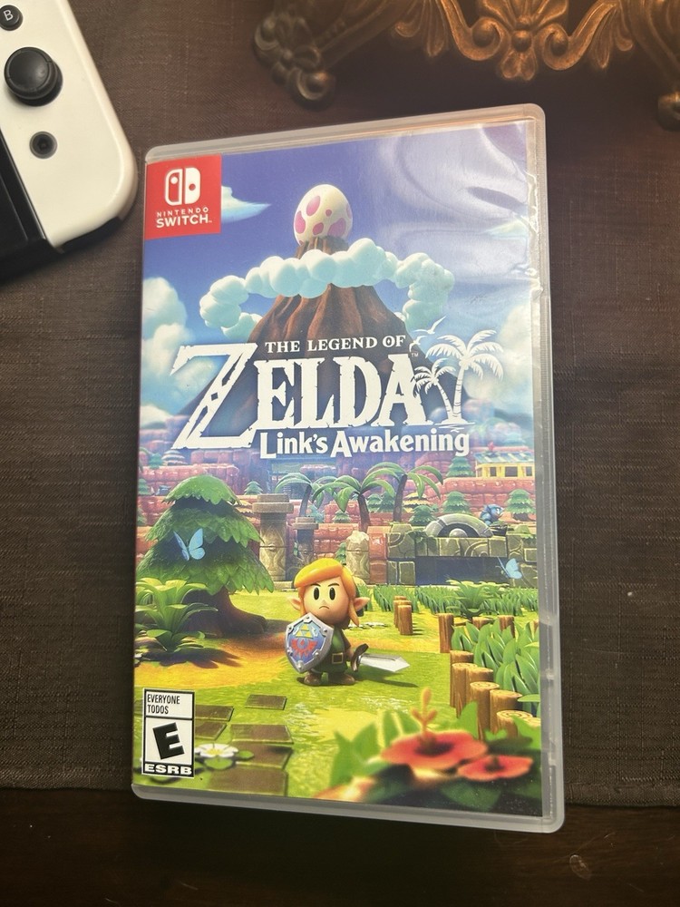 Nintendo Switch OLED EXCELLENT CONDITION + Zelda: Link's Awakening