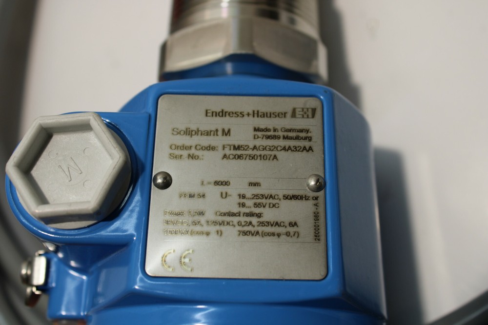 Endress+Hauser FTM52-AGG2C4A32AA Level Limit Switch without fork NEW