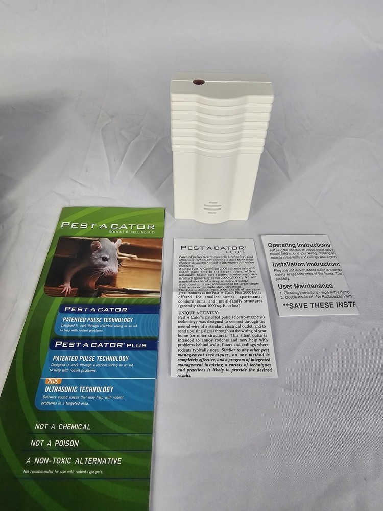 Pest-a-Cator Plus 2000 Electronic Rodent Repeller Model 12200