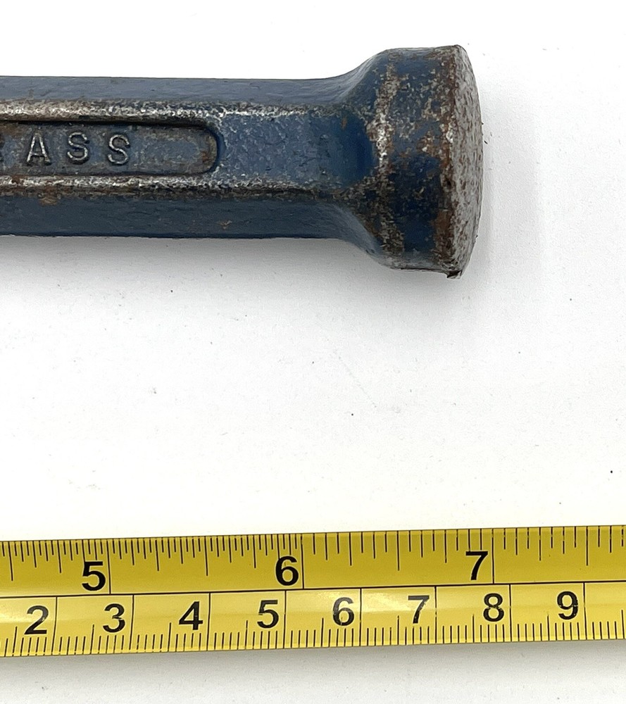 Vintage Belknap Blue Grass Masons Chisel