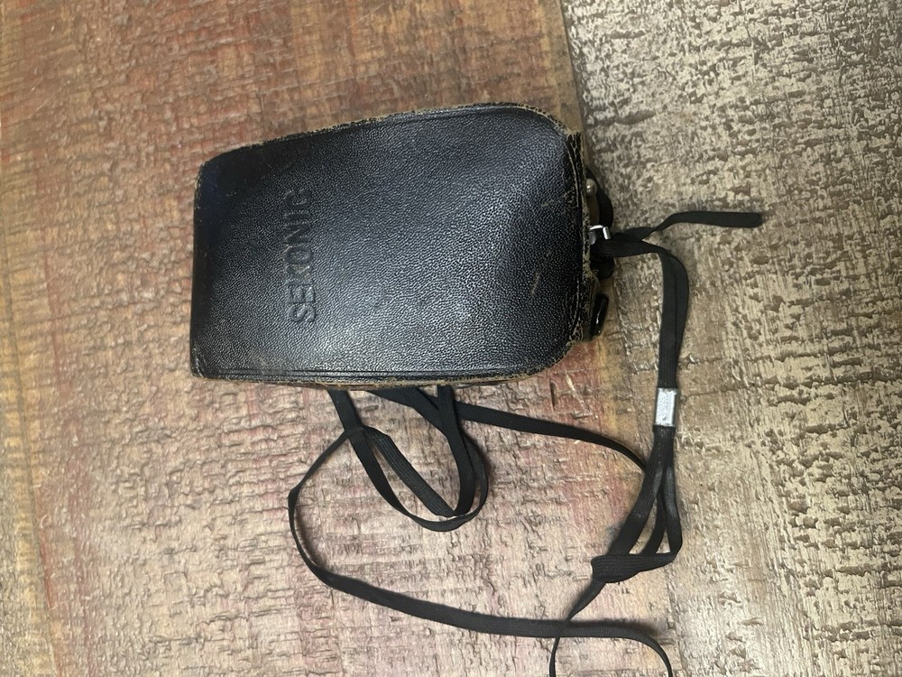 Vintage Sekonic Light Meter (with original leather case & strap)