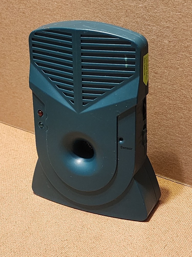 Good Life Bark Control Pro Ultrasonic Bark Control Transmitter with power supply