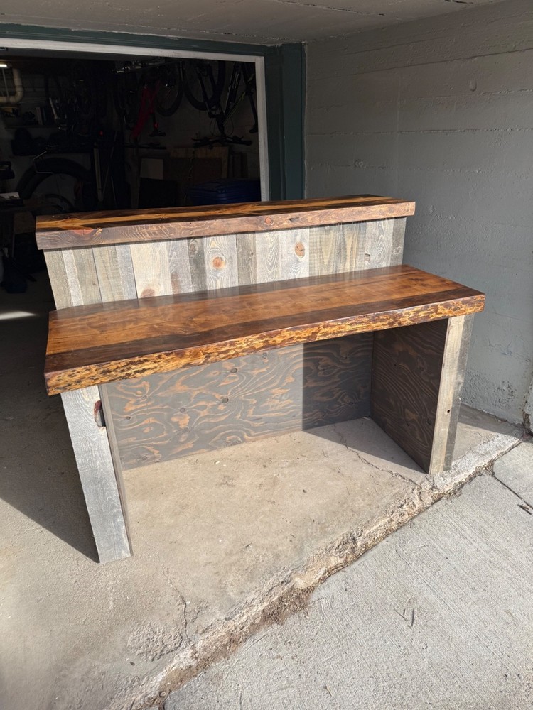 Bar/ Desk