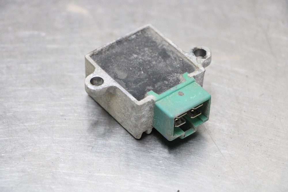 2003 Yamaha Zuma 50 YW50 Rectifier Voltage Regulator