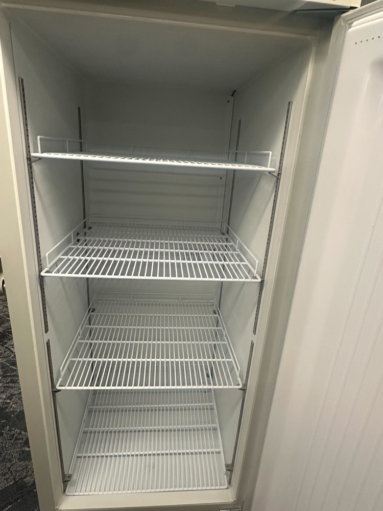 Sanyo -30C Biomedical Freezer MDF-U731M TESTED