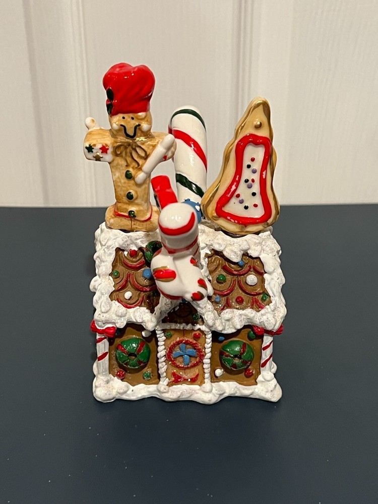 Cracker Barrel Gingerbread House Spreader Set Hand Painted Porcelain