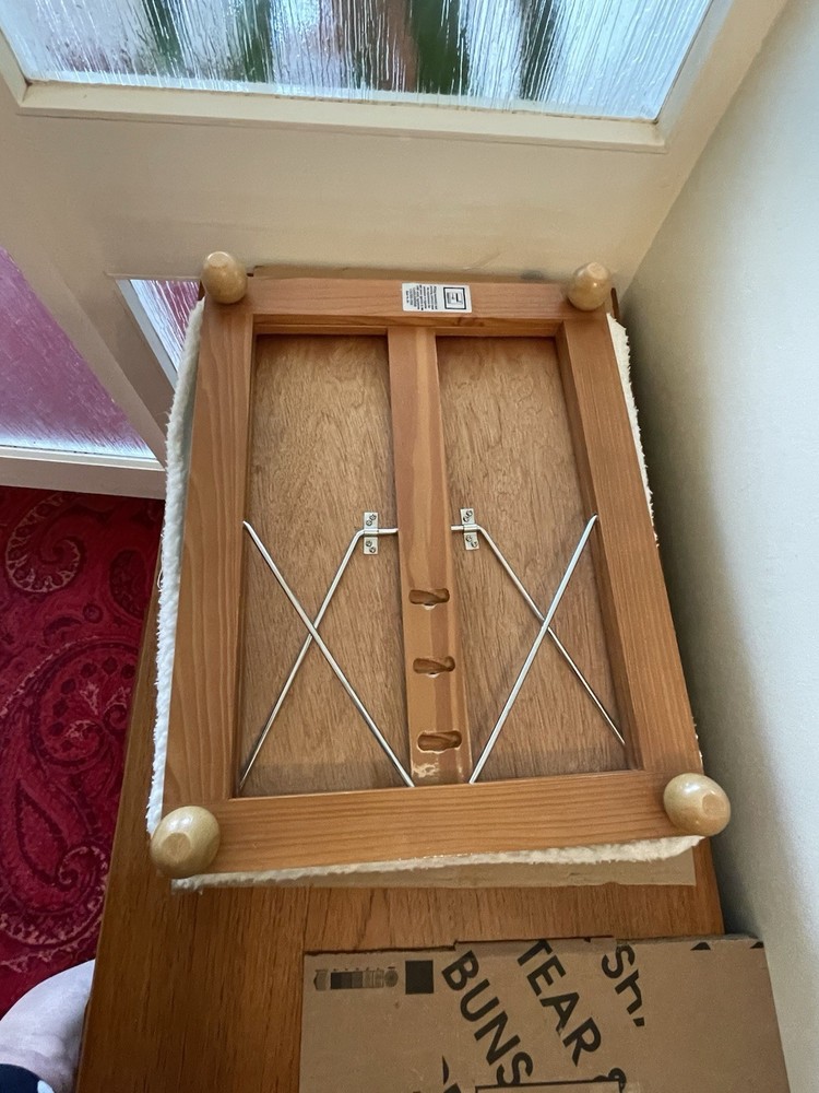 VINTAGE PINE FRAMED ADJUSTABLE HEIGHT FOOT STOOL IT HAS 3 HIGHT SETTINGS