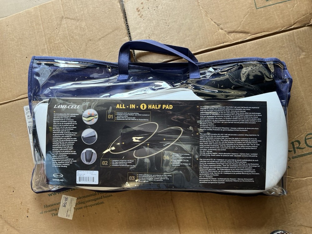 NWT Lami Cell Shim English Half Pad White