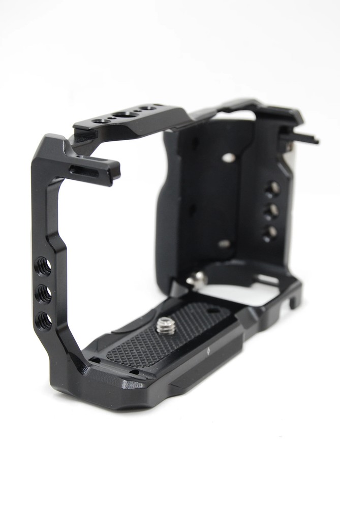Used SmallRig Camera Cage for Sony ZV-E10