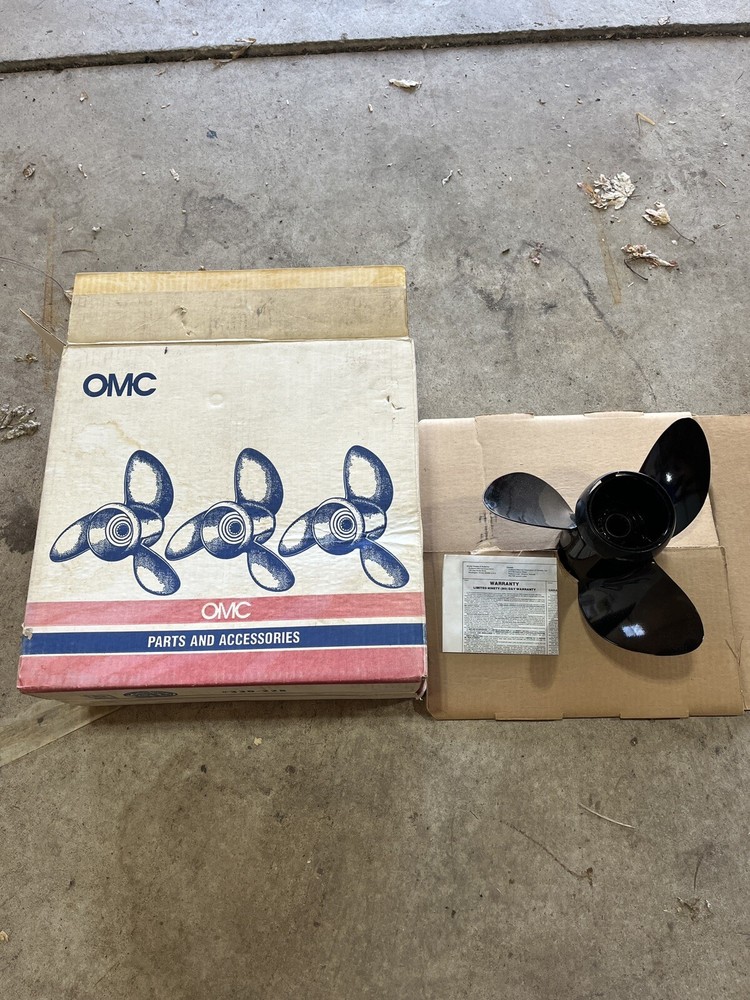 OEM Evinrude Propeller 386908