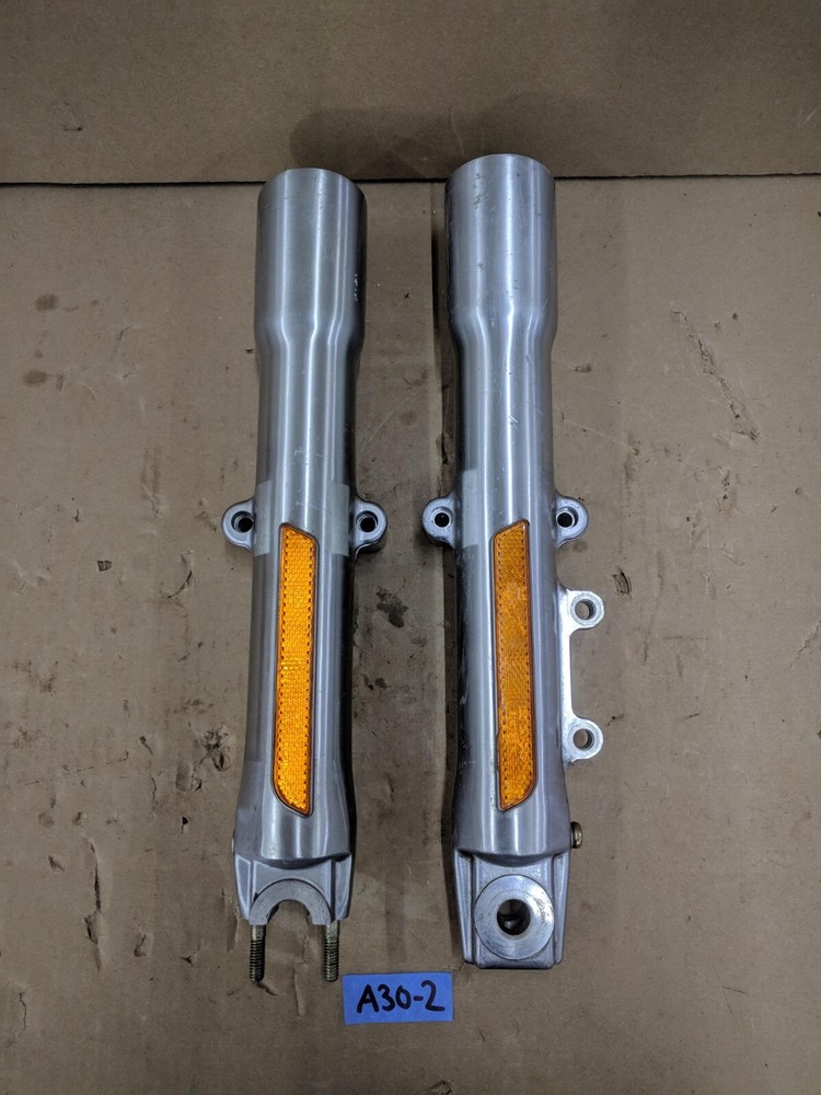 2000-2006 Harley-Davidson Softail Heritage Fat Boy Fork Lower Sliders READ