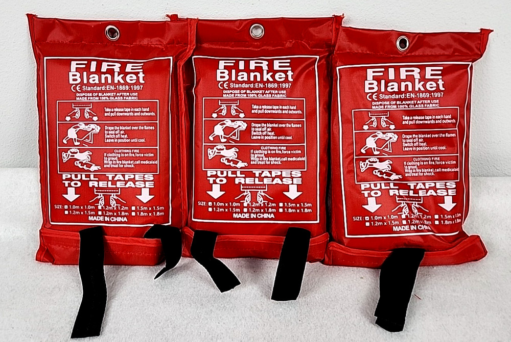 Fire Blanket 1m x 1m Fireproof Home Kitchen Office Caravan Emergency Safety