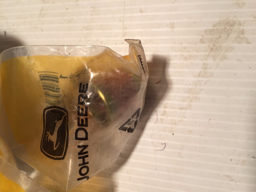 T128552  John Deere SPRING -  HITACHI