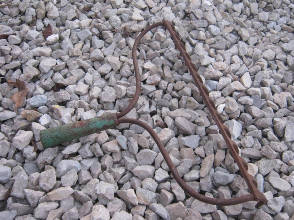 Rake Head Only no handle Rusty Original Vintage Primitive  great decor