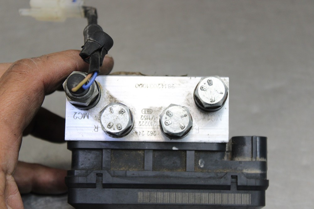 18-23 HUSQVARNA SVARTPILEN 401 ABS PUMP UNIT MODULE
