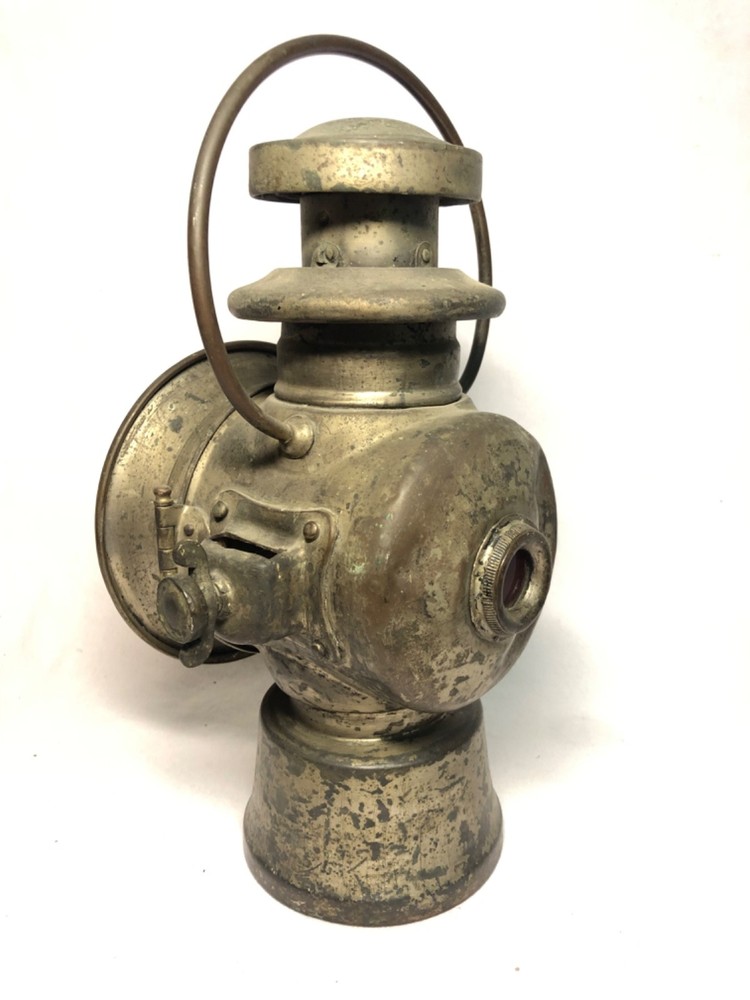 Howes & Burley Oil Side Lamp