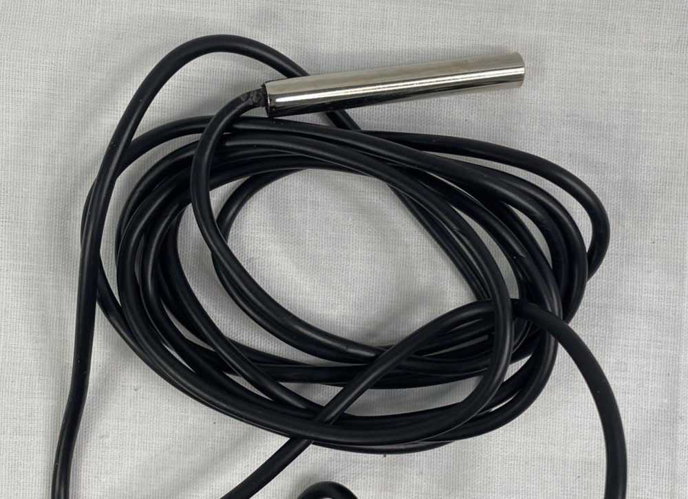 Structural Concepts 30806 Thermometer with Sensor, Digital