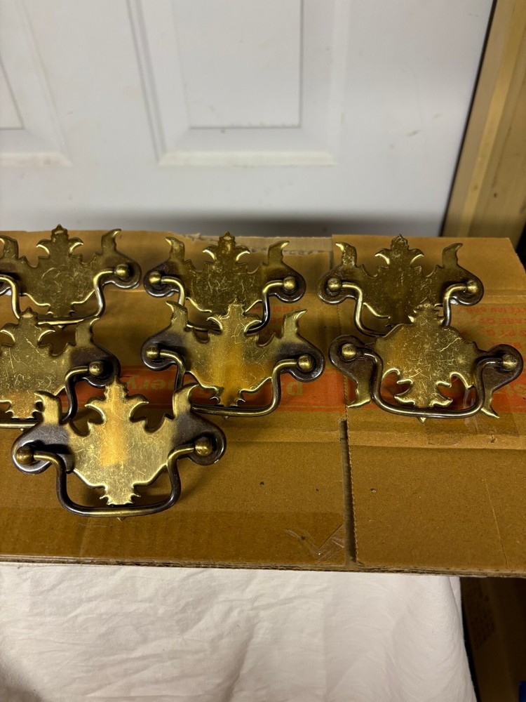 Vintage 9- Drop Pull Cabinet Drawer Hardware Pulls Leaf Brass Bronze Used