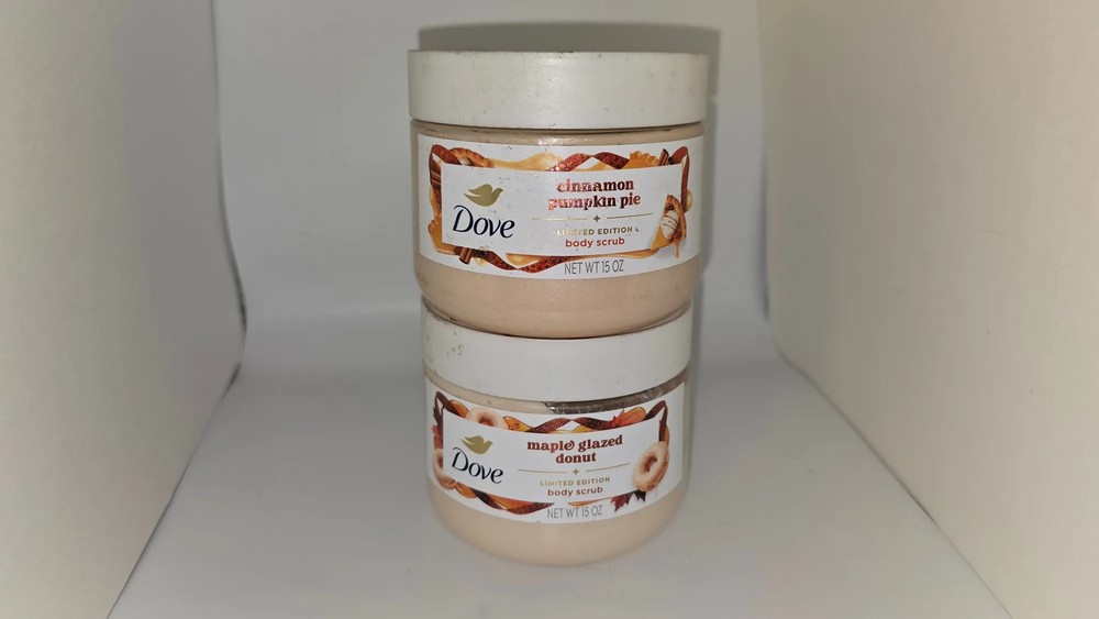 2 Pack Dove Exfoliating Bod Scrub Cinnamon Pumpkin Pie Maple Glazed Donut