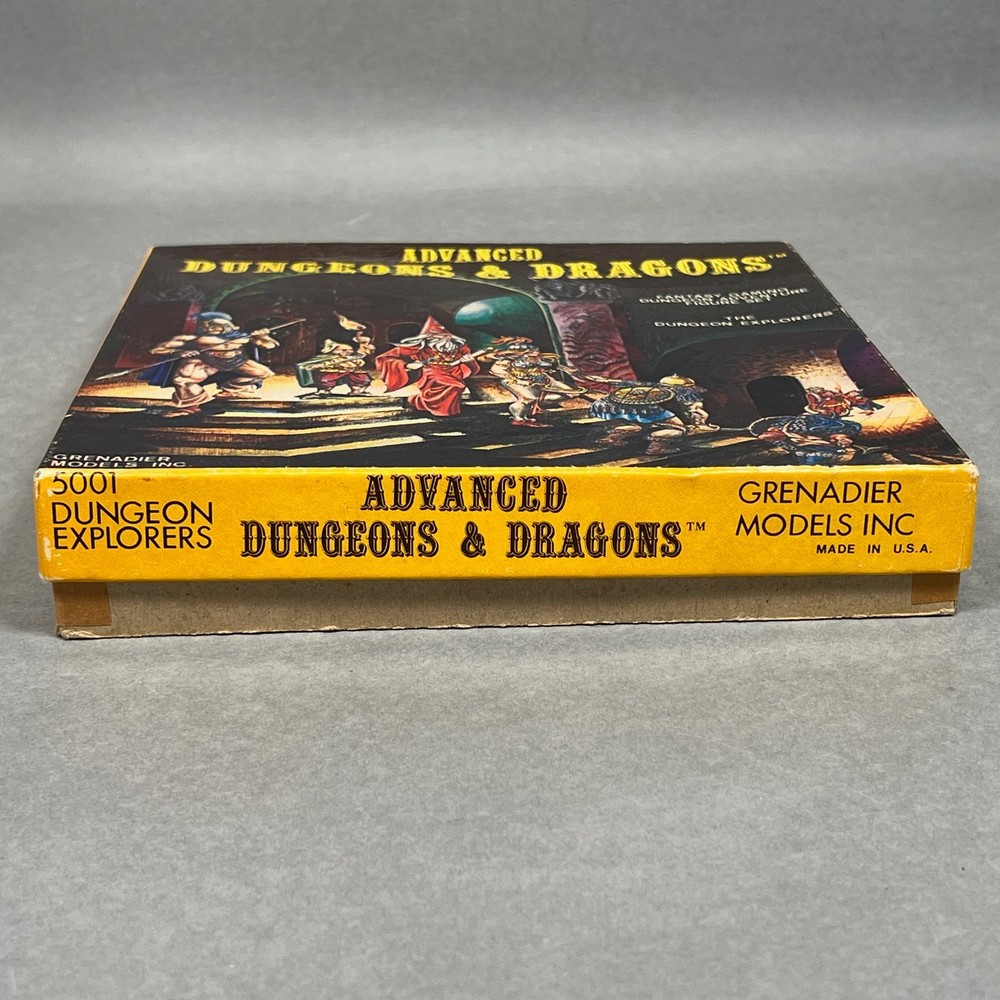 Grenadier 1980 Advanced D & D Figure Set Dungeon Explorers 5001 MISSING TWO +Box