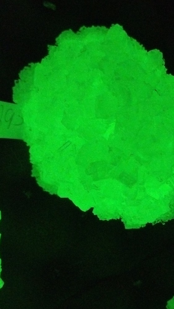 Kryptonite Crystal UV Reactive Cluster Display Piece