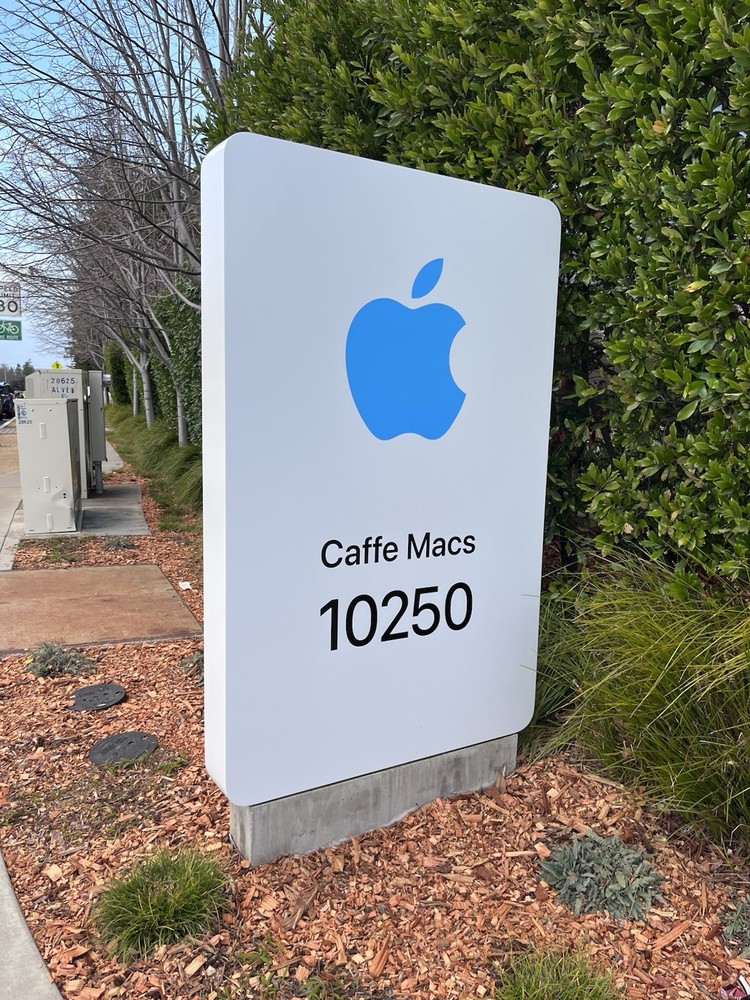 Apple logo WWDC 2008 T-SHIRT Black Medium Employee Siri Macintosh Coder iPhone M