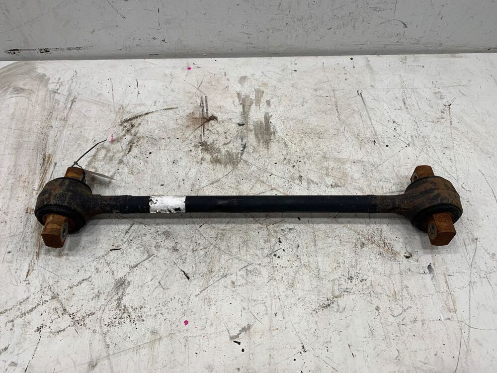 Peterbilt Torque Rod (339-10357)