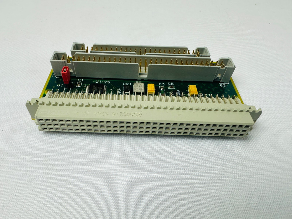 Motorola 01-W3216F-01A VME Interface Adapter Board