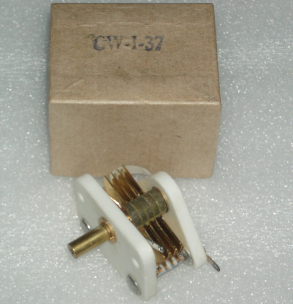 Air Variable Condenser  1 x 1-36 pF NOS