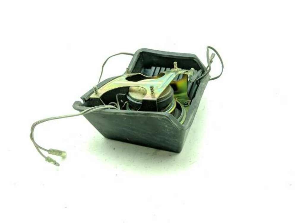 82 Honda GL 1100 Front Right Goldwing Speaker