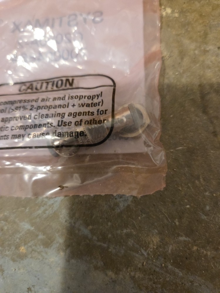 *NEW* - Sealed SYSTIMAX C2000A-2 CONNECTOR COUPLING 700004864