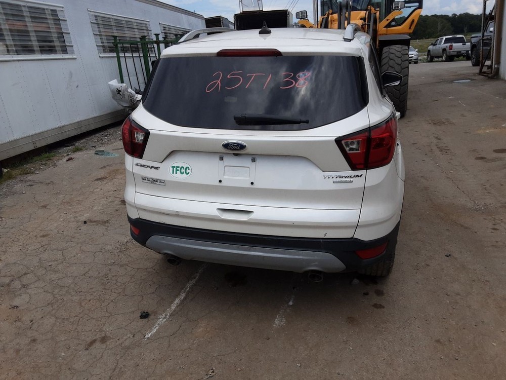 Info-GPS-TV Screen Front 8.0" Screen Fits 16-19 ESCAPE 1313042
