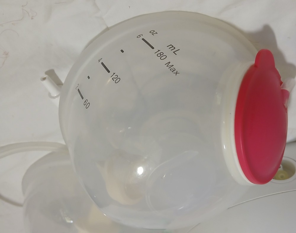 EXCELLENT Spectra S2 Plus Breast Pump With Extra Supplies