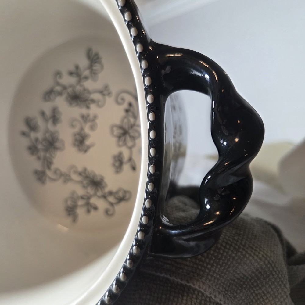 Temp-tation floral lace