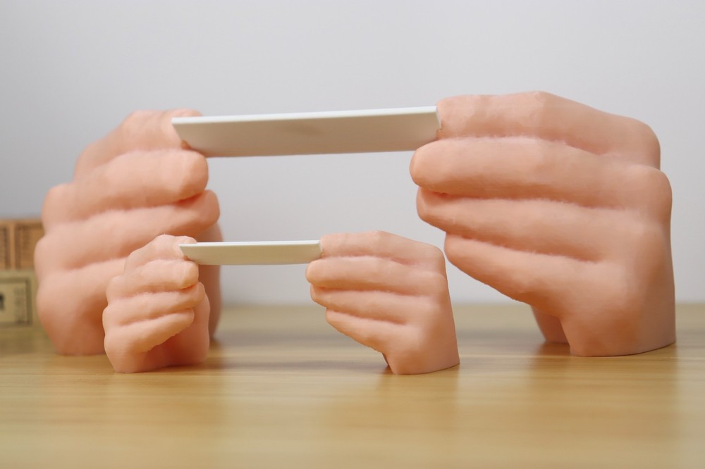 Hands Rolling Holder Stand 3D Printed