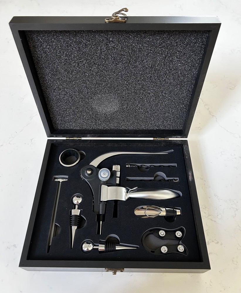 New Wine Accessory Set Hotel Collection