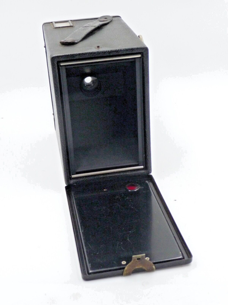 Agfa Ansco D-6 Cadet box camera