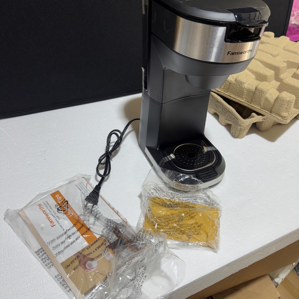 Famiworths Single Serve Iced/Hot Coffee Machine
