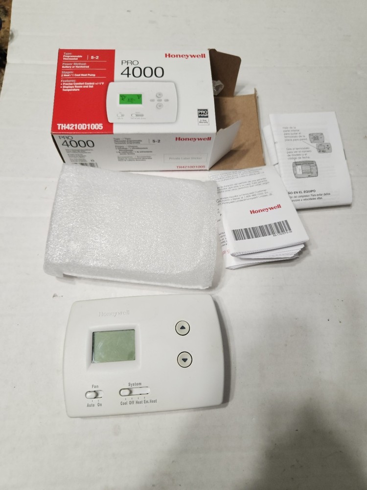 Honeywell PRO 4000 Programmable Thermostat (TH4210D1005)