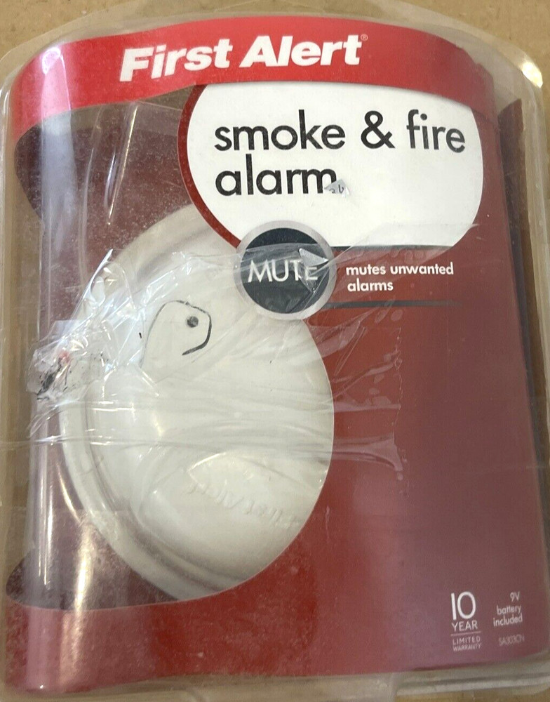 First Alert Smoke & Fire Alarm With Mute