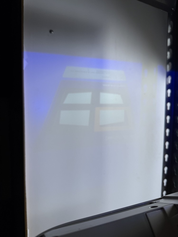 Epson LCD Projector PowerLite 480 Model H485A