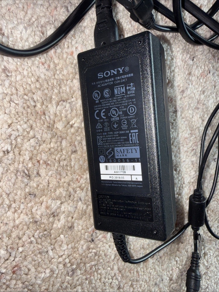 Sony PS4 PS5 VR Headset Bundle V2 CUH-ZVR2 2 Move Controllers Camera Untested