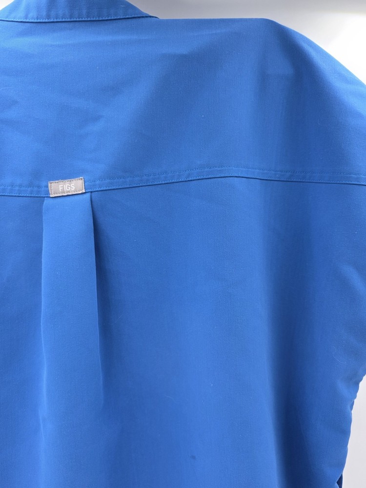 FIGS Scrub Top Women’s Medium Blue Technical Collection V-Neck
